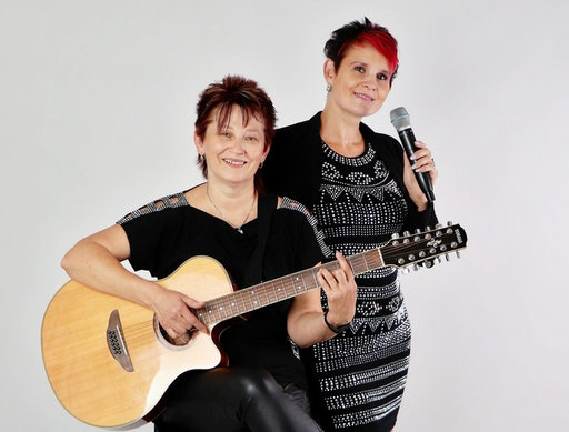 Hudební duo Rebelky logo