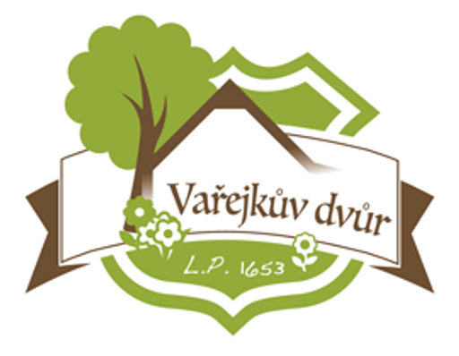 Vařejkův dvůr logo