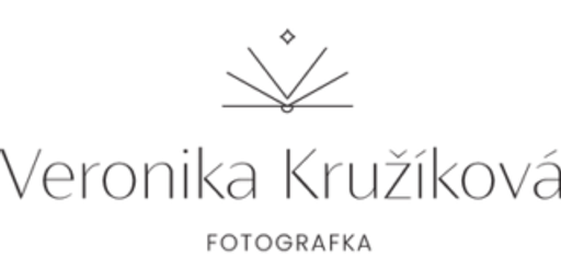 Fotografka Veronika Kružíková logo